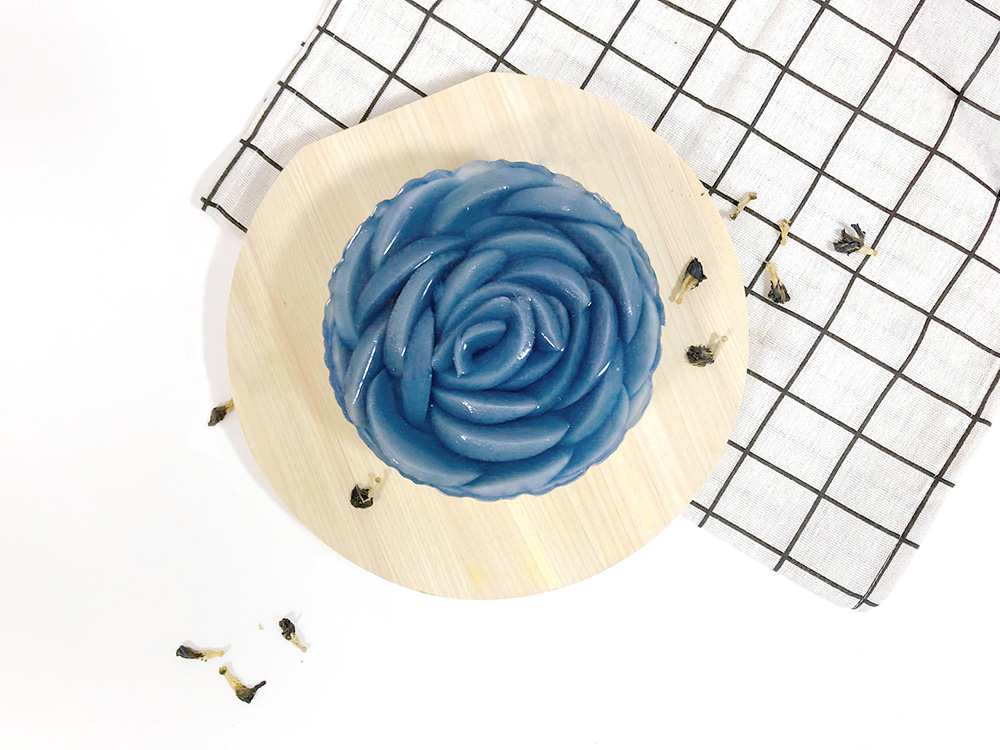 Blue rose cake recipe example