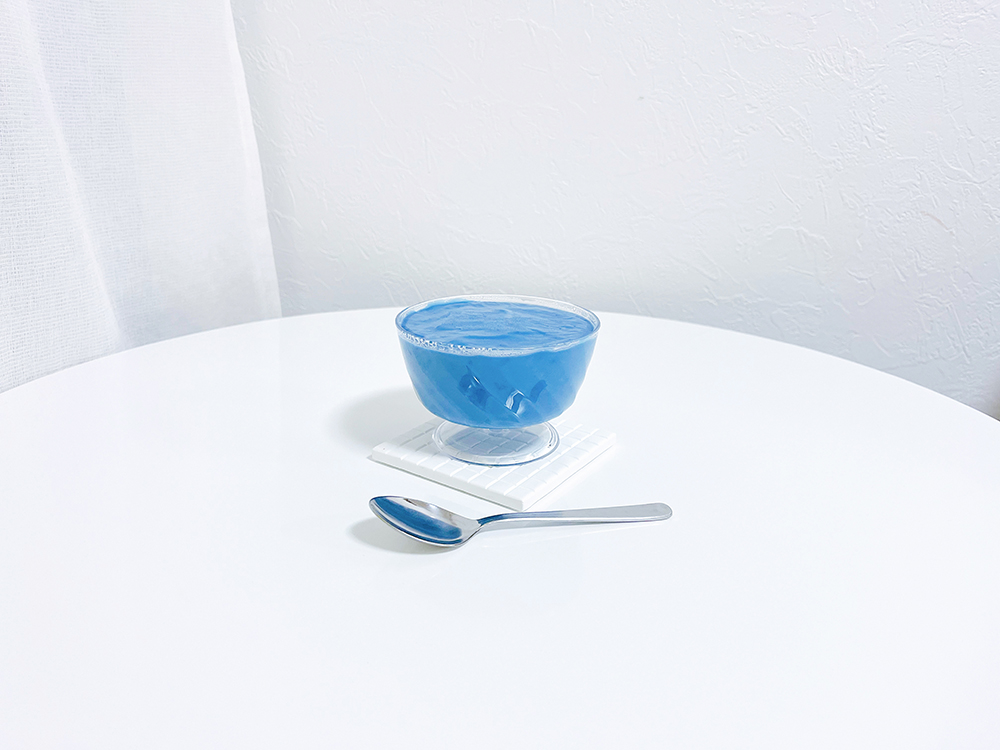 Blue chocolate pudding recipe example